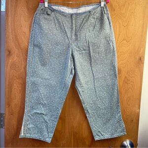 Vintage Liz Claiborne Capri Floral Sage Green Michaela Cropped Women’s Size 16